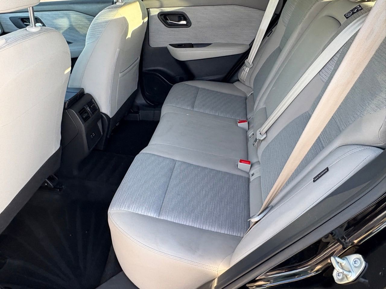 Certified 2023 Nissan Rogue SV image 31