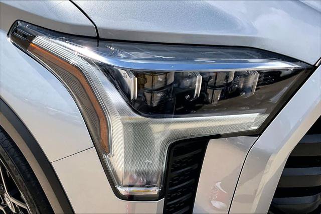Certified 2026 Toyota Tundra Limited RWD image 28