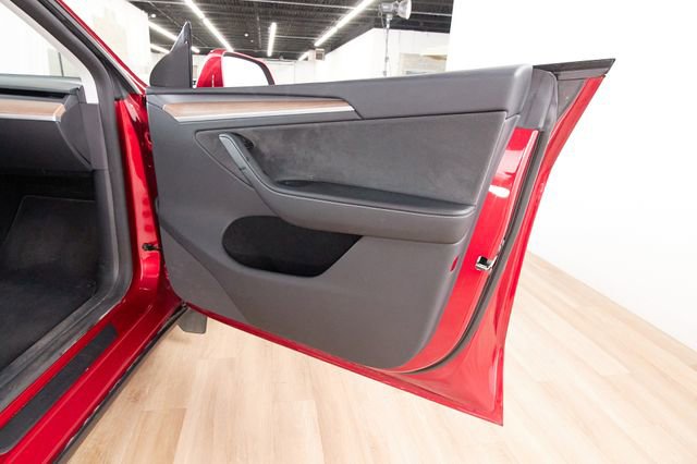 Used 2024 Tesla Model Y Long Range image 15