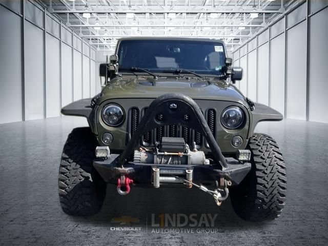 Used 2016 Jeep Wrangler Unlimited Rubicon AWD/4WD image 2