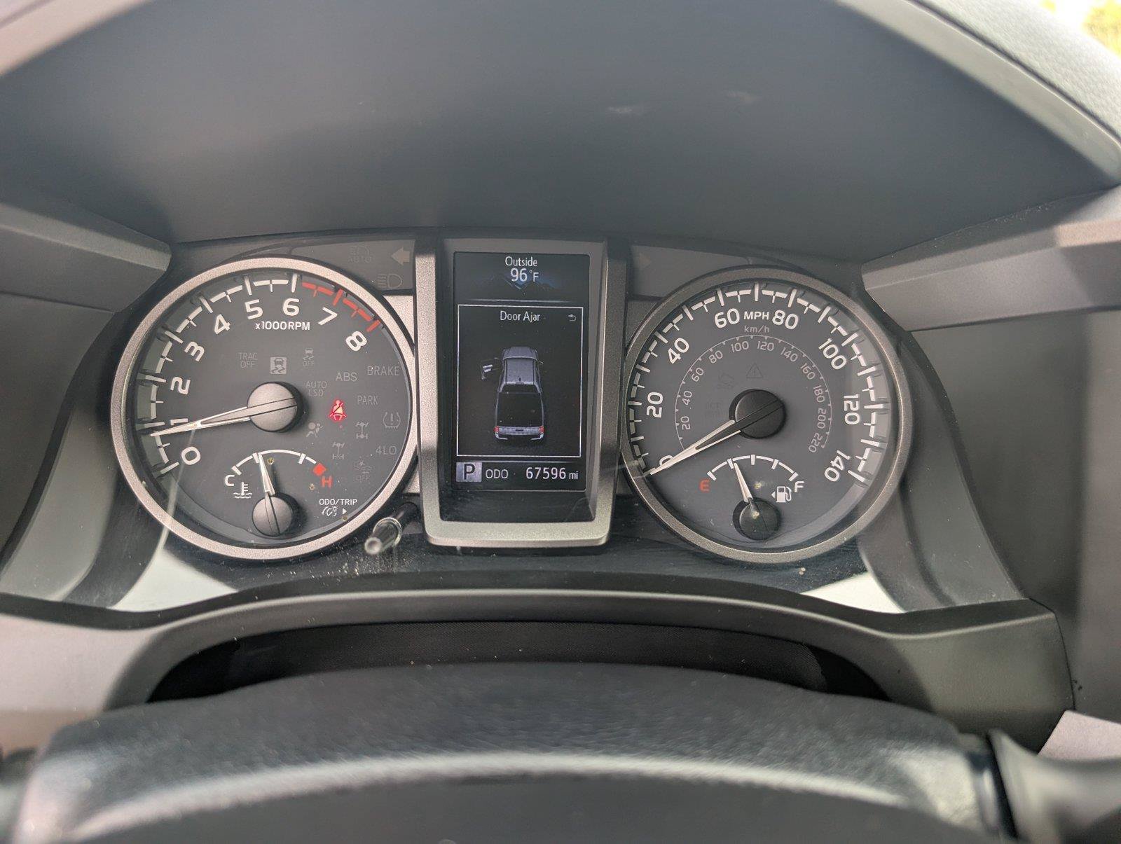 Used 2020 Toyota Tacoma TRD Sport AWD/4WD image 29