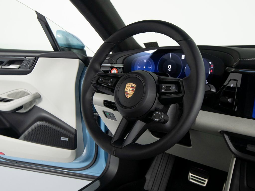 New 2026 Porsche Macan 4S Electric image 33