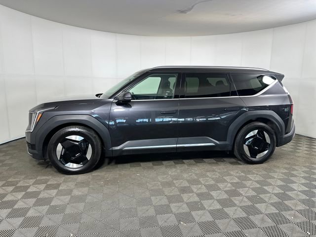 Used 2024 Kia EV9 Wind AWD/4WD image 6