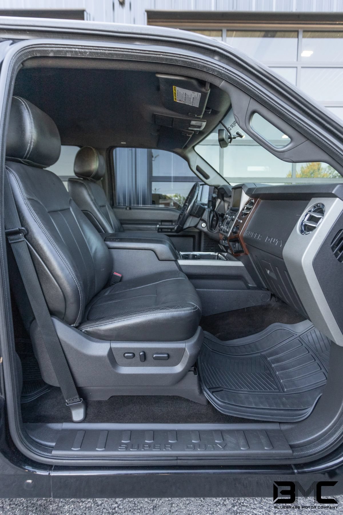 Used 2014 Ford F250 Lariat w/ Lariat Interior Package AWD/4WD image 18