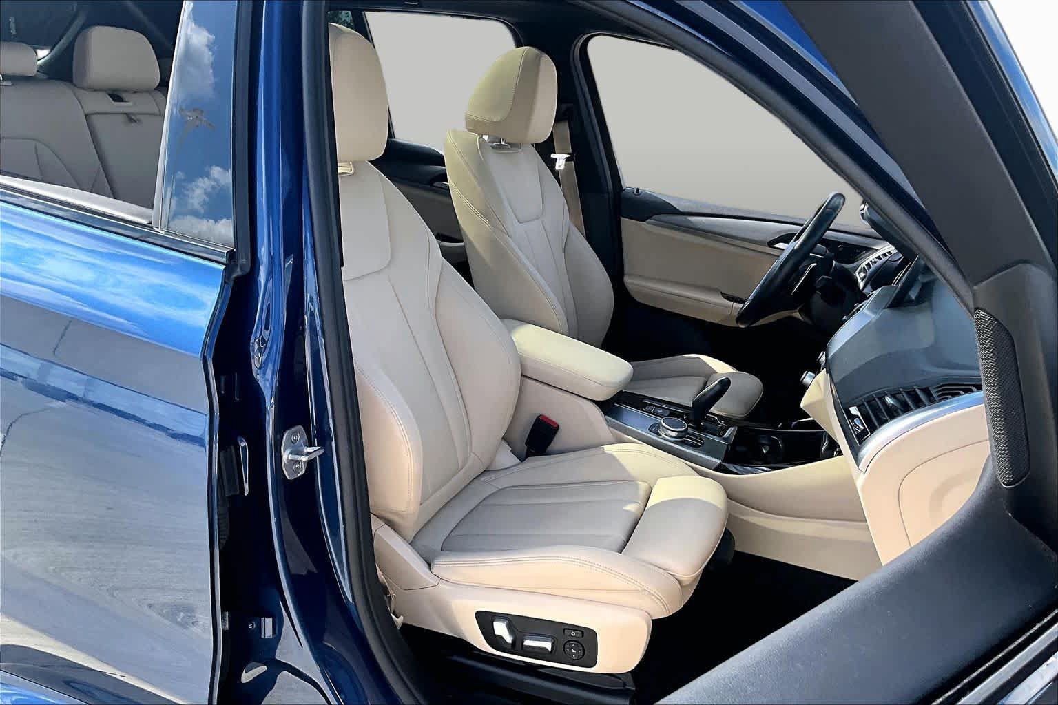 Used 2019 BMW X3 sDrive30i w/ M Sport Package 2 RWD image 8
