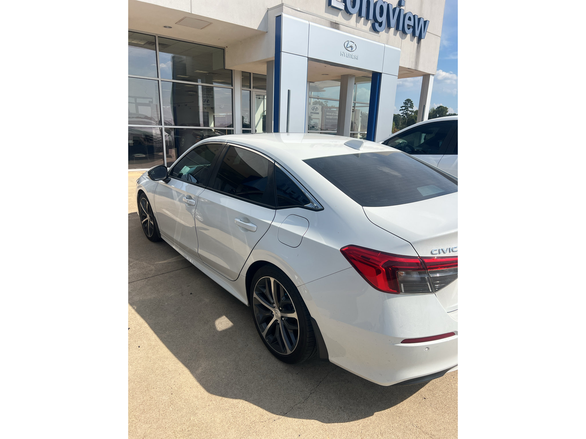 Used 2024 Honda Civic Touring image 5