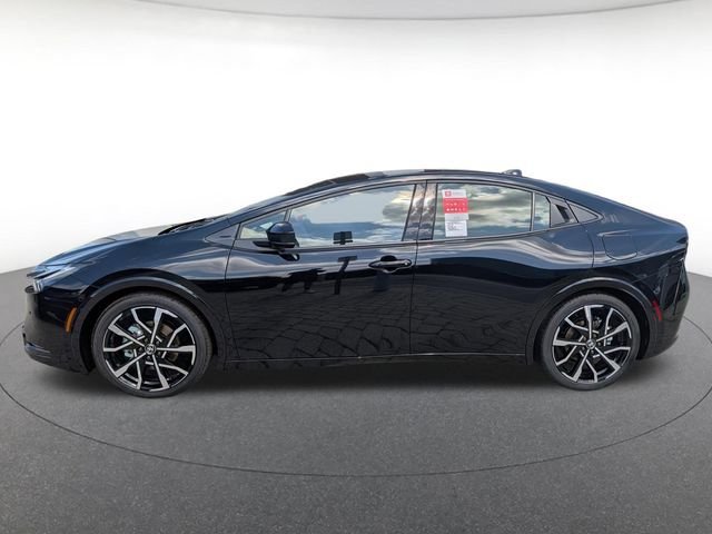 New 2026 Toyota Prius Plug-In Hybrid FWD image 2