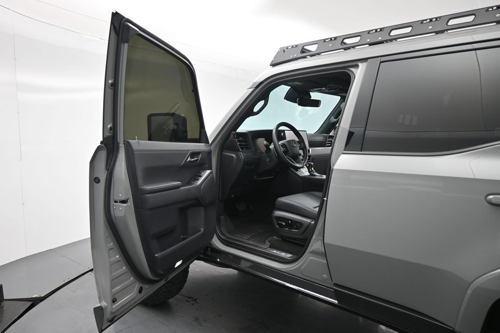 Used 2025 Lexus GX 550 AWD/4WD image 7