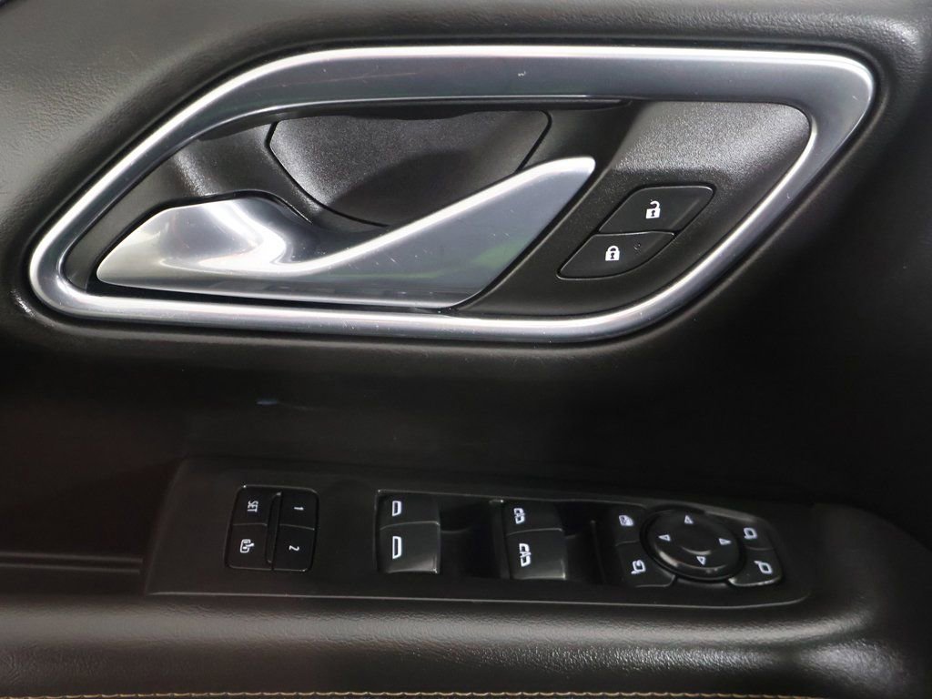 Used 2023 GMC Yukon XL AT4 w/ AT4 Premium Plus Package AWD/4WD image 45