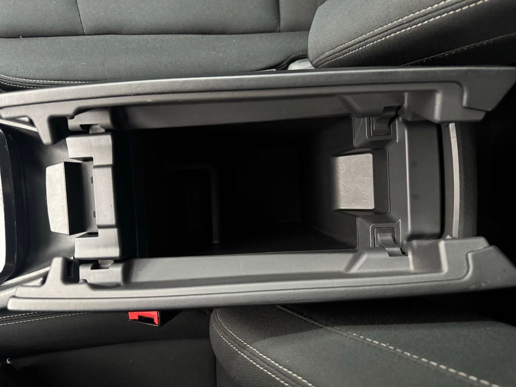 Used 2023 Nissan Rogue S FWD image 28