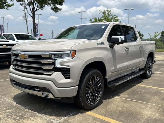New 2026 Chevrolet Silverado 1500 High Country w/ High Country Premium Package AWD/4WD image 3