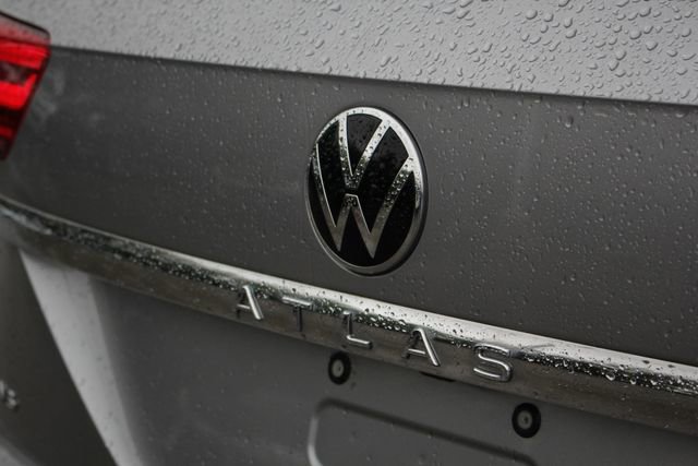 Used 2022 Volkswagen Atlas Cross Sport SEL image 8