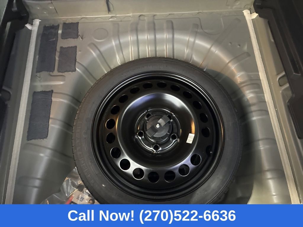 Used 2025 Chevrolet Trax LT image 34