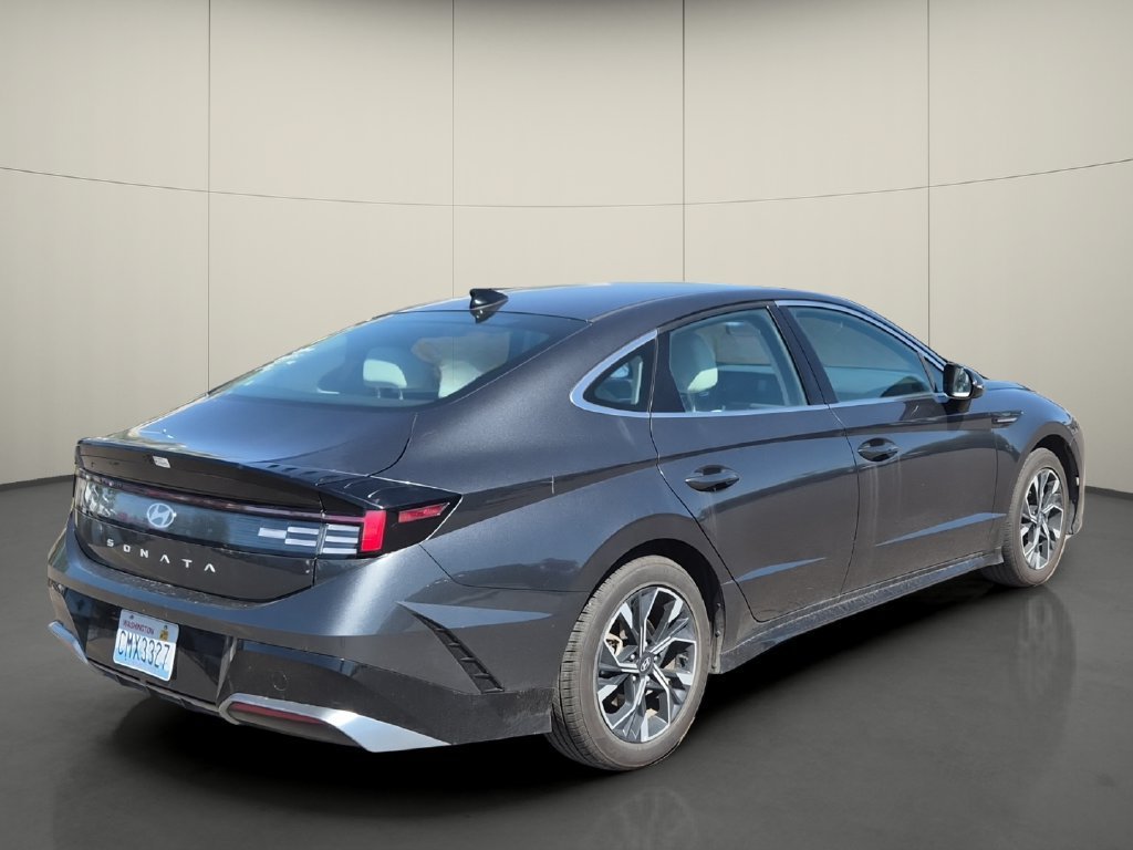 Used 2024 Hyundai Sonata SEL FWD image 7