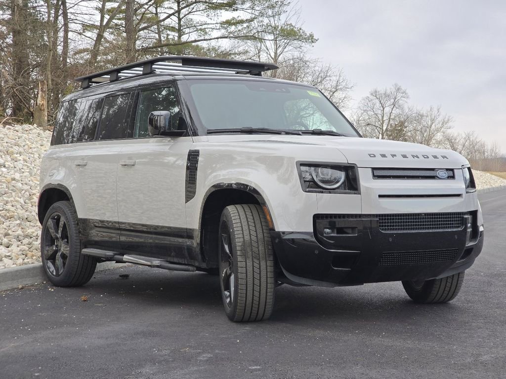 New 2026 Land Rover Defender 110 X-Dynamic SE AWD/4WD image 26
