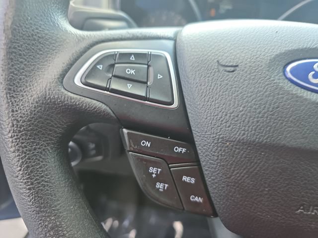 Used 2018 Ford Focus SEL FWD image 16