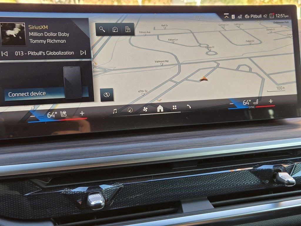 Used 2026 BMW X5 xDrive50e w/ Premium Package AWD/4WD image 23