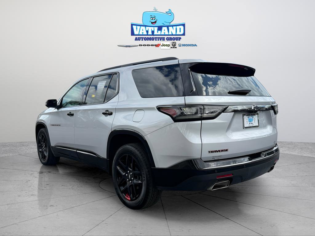 Used 2021 Chevrolet Traverse Premier w/ Redline Edition image 3