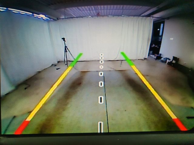 Used 2017 Jeep Cherokee Limited image 14