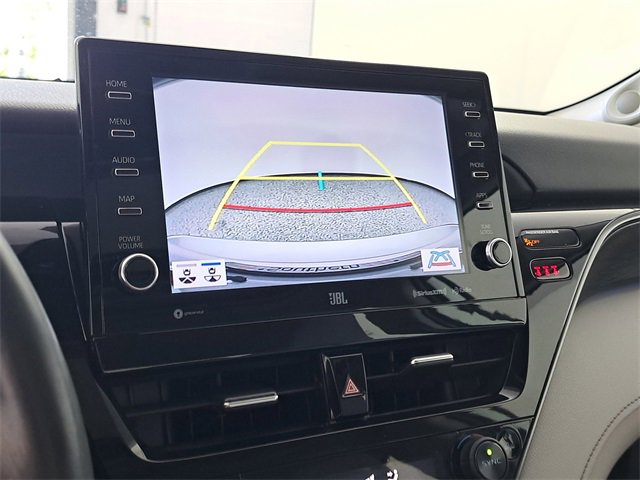 Used 2021 Toyota Camry XLE w/ Navigation Upgrade Package image 29