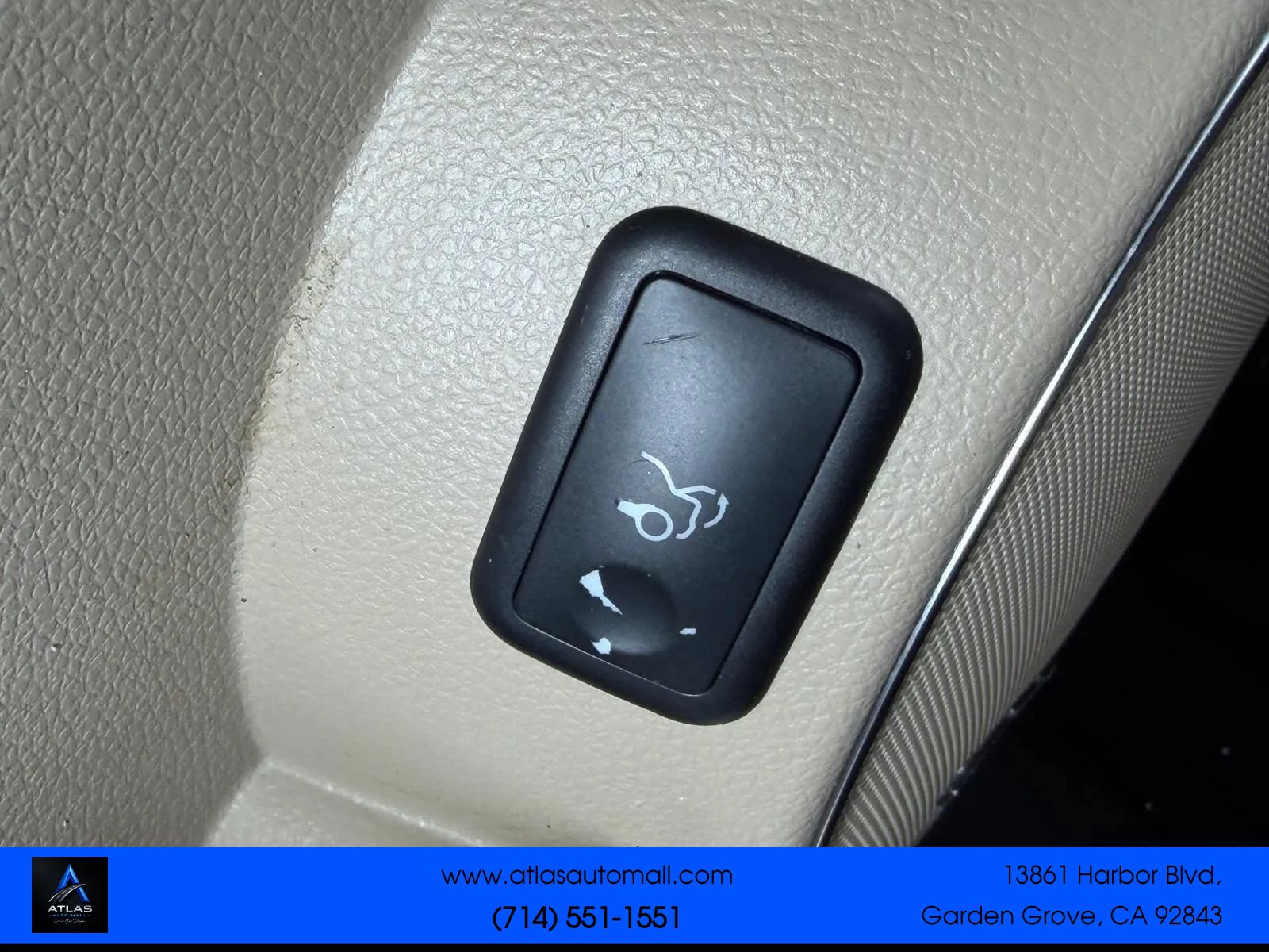 Used 2012 Mercedes-Benz C 250 Sedan image 25
