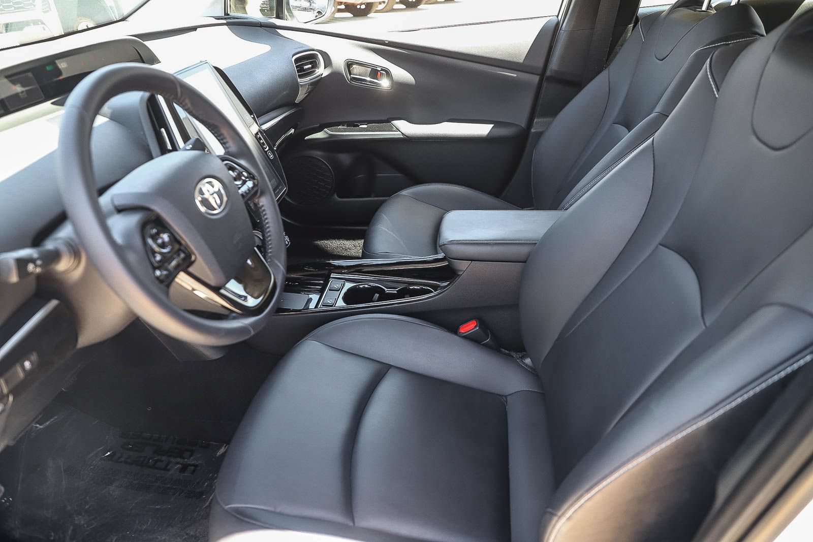Certified 2022 Toyota Prius Prime XLE FWD image 16