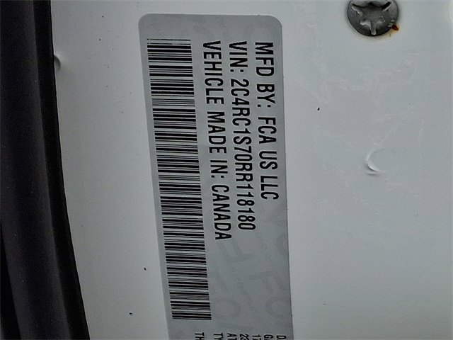 Used 2024 Chrysler Pacifica Select image 32