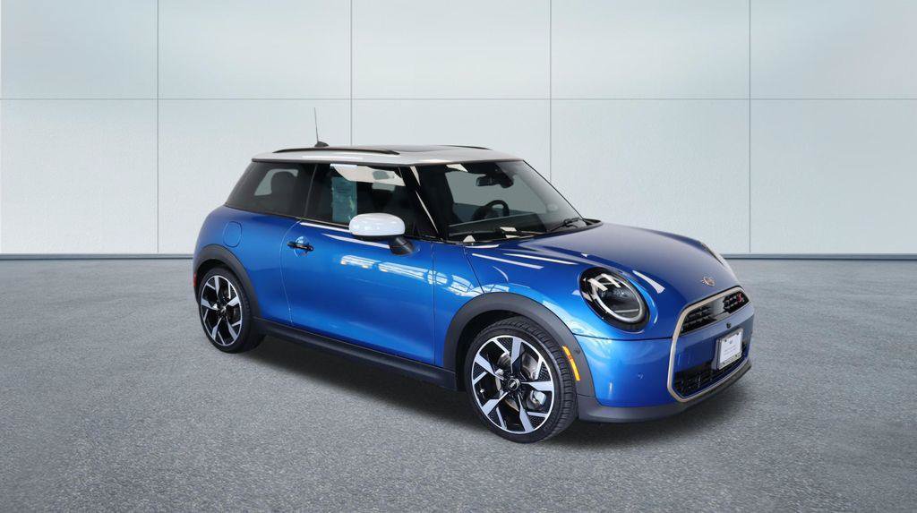 Used 2025 MINI Cooper S FWD image 10