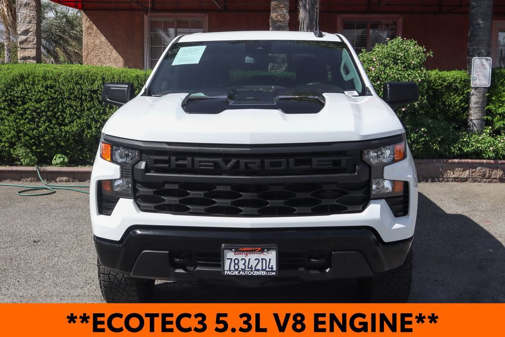 Used 2025 Chevrolet Silverado 1500 Custom Trail Boss w/ Dark Appearance Package AWD/4WD image 3