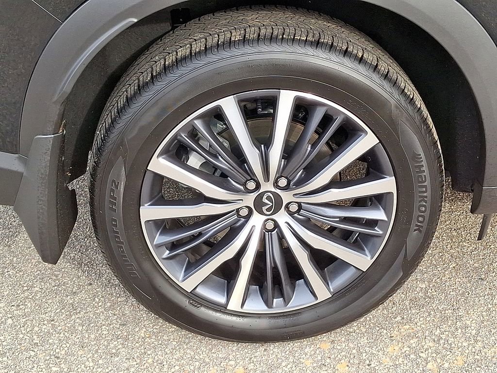 Used 2025 INFINITI QX60 Sensory w/ Vision Package image 8