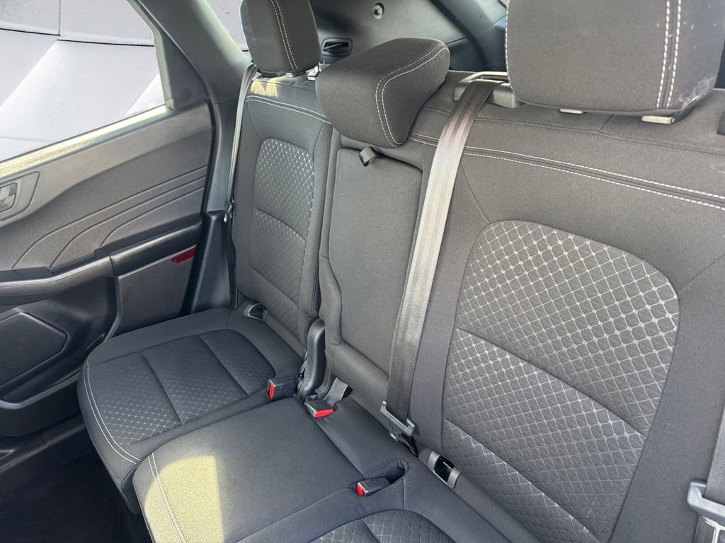 Used 2024 Ford Escape Active image 18