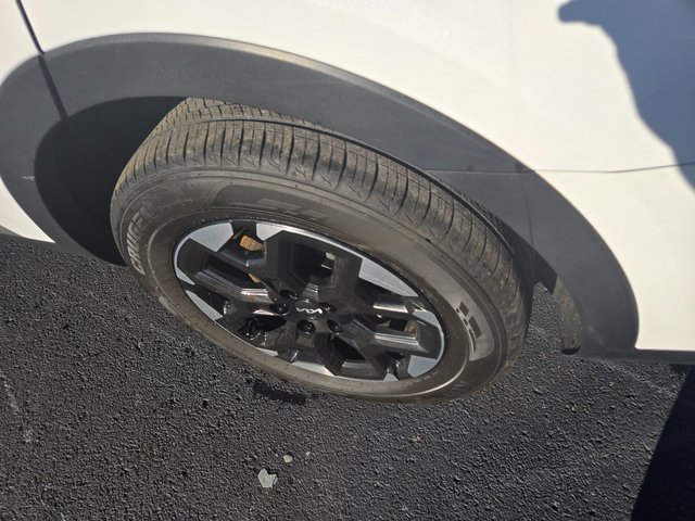 Used 2024 Kia Sorento S w/ Panoramic Sunroof Package image 23