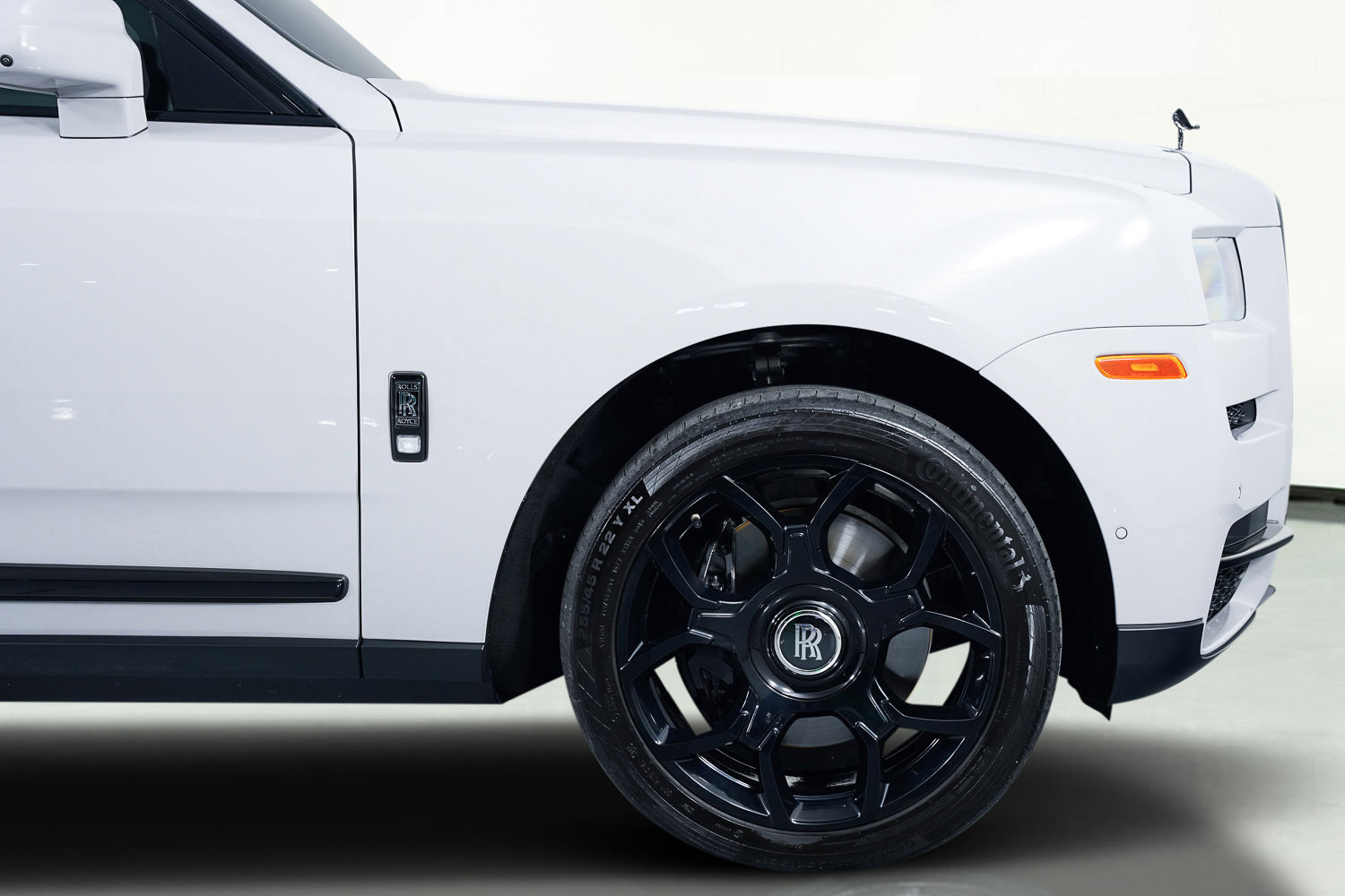 Used 2024 Rolls-Royce Cullinan Black Badge image 7