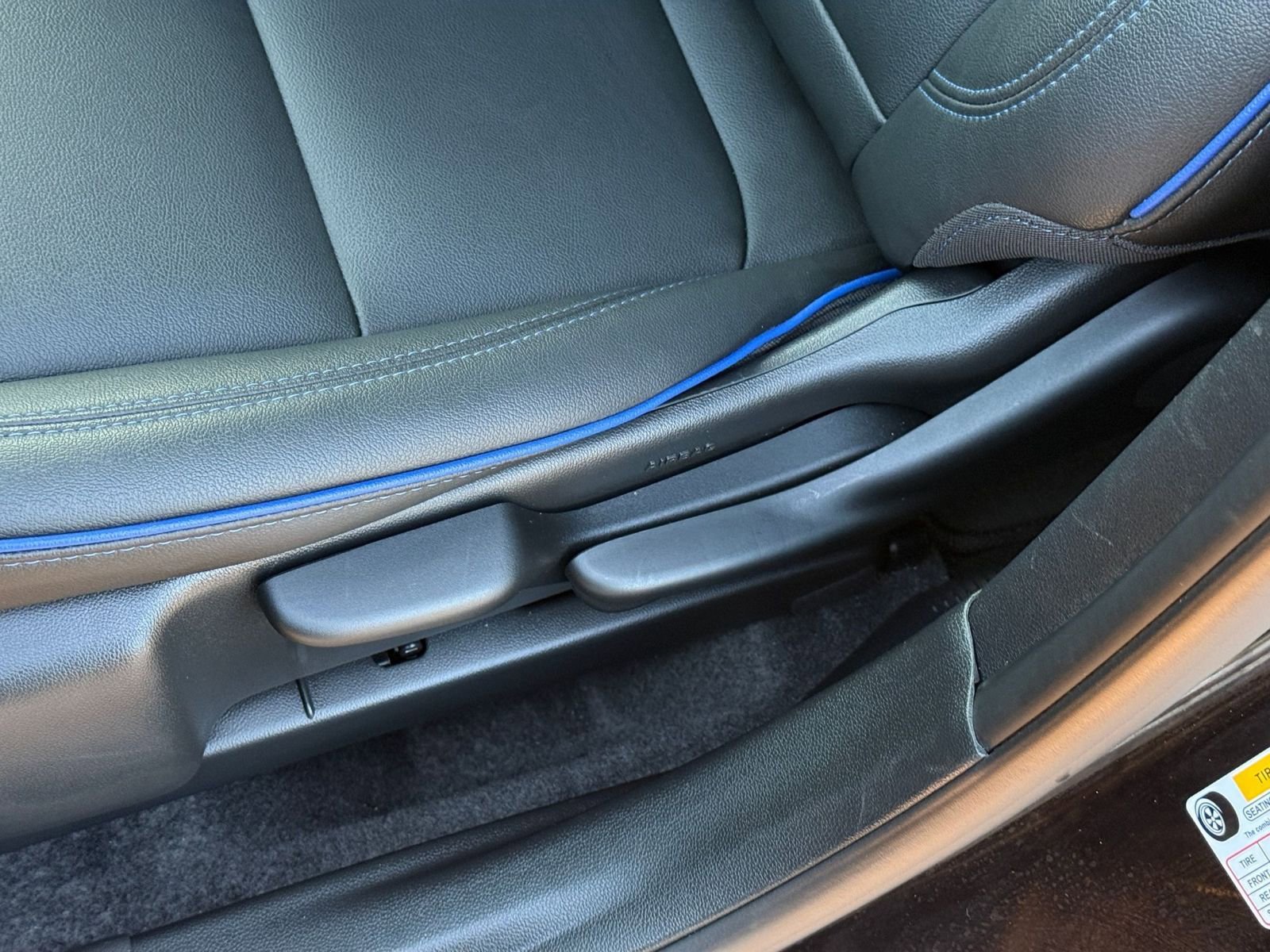 Used 2025 Buick Envista Sport Touring image 23