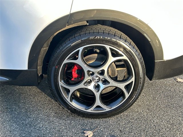 Used 2024 Alfa Romeo Tonale Veloce image 11