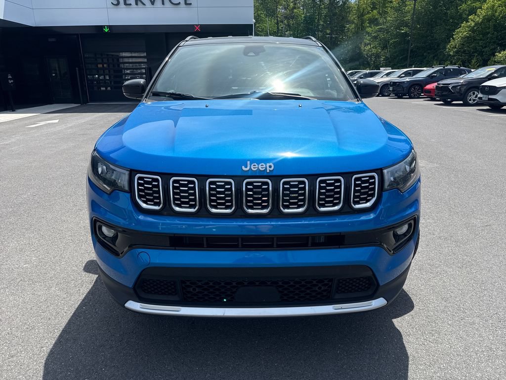 Used 2024 Jeep Compass Limited AWD/4WD image 8