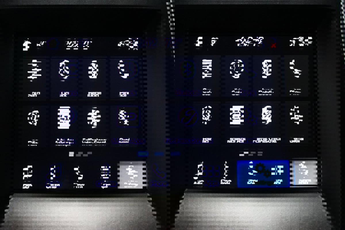 Used 2019 Ford Edge ST w/ Cold Weather Package image 46