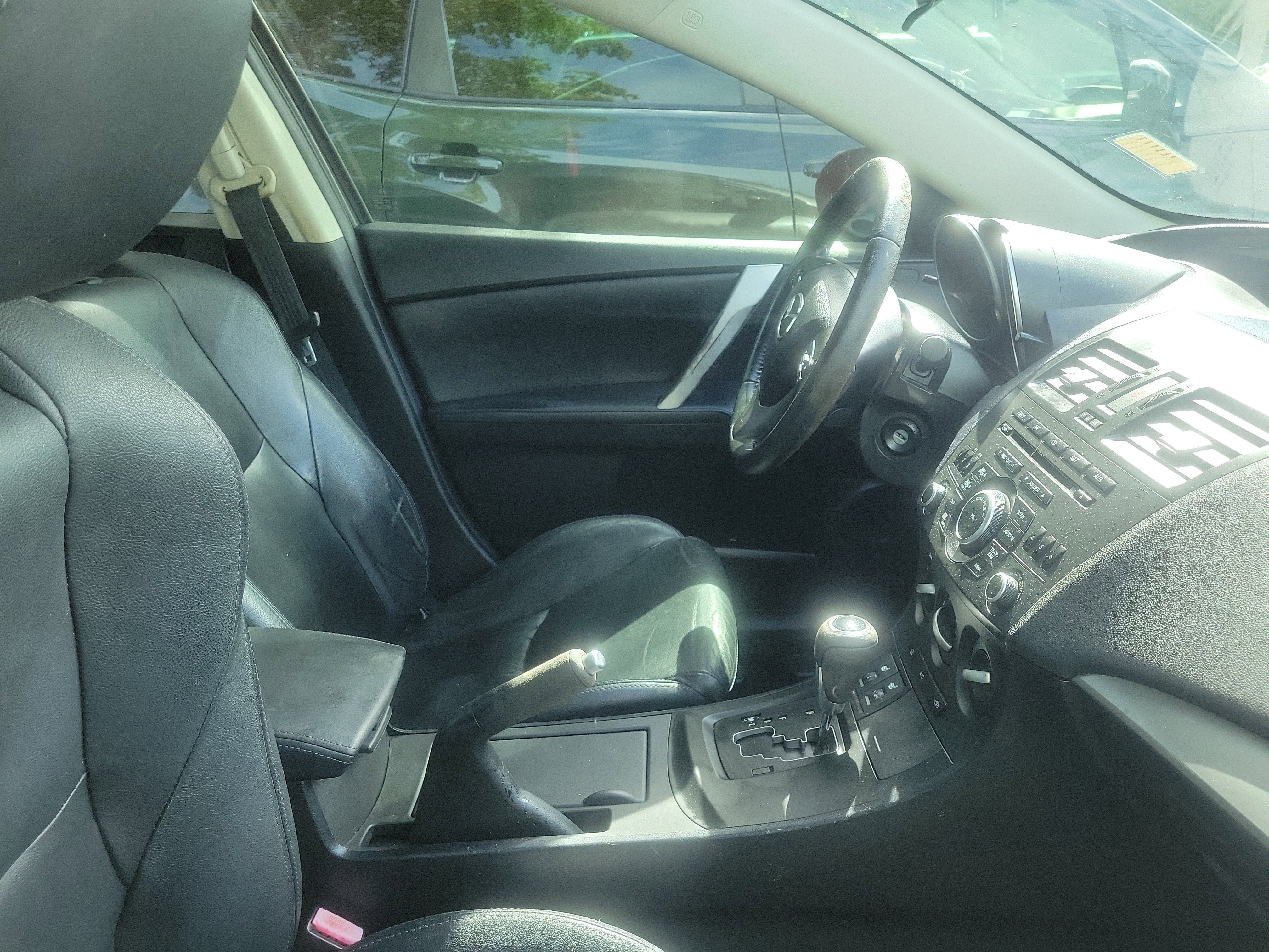 Used 2012 MAZDA MAZDA3 i Grand Touring image 10