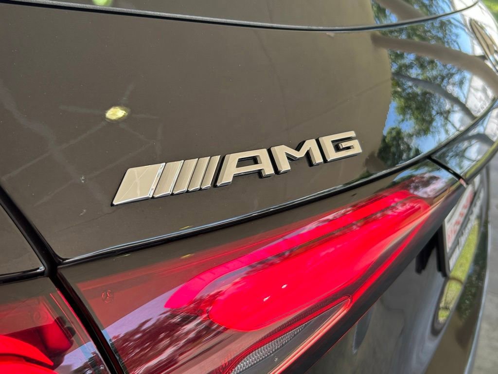 Used 2025 Mercedes-Benz GLC 43 AMG 4MATIC w/ AMG Night Package image 17