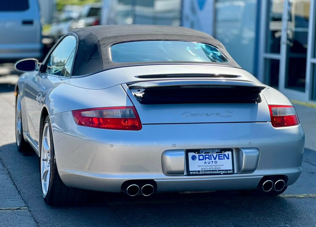 Used 2007 Porsche 911 Carrera S RWD image 3