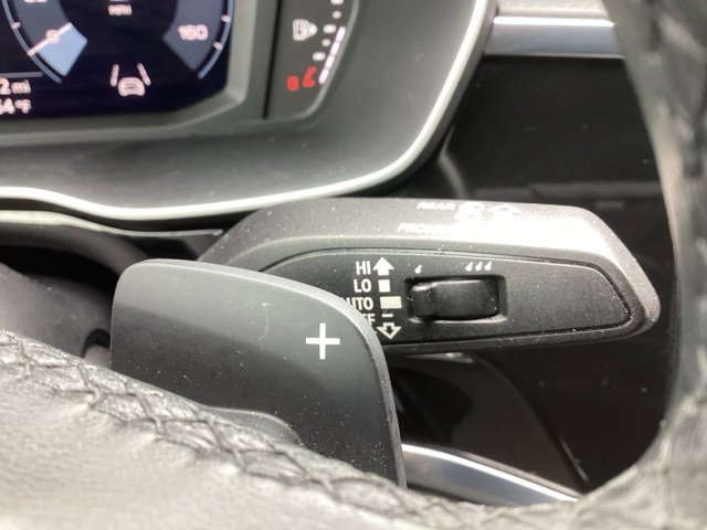 Used 2024 Audi Q3 2.0T Premium image 29