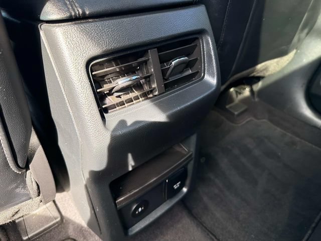 Used 2022 Ford Edge SEL w/ Convenience Package AWD/4WD image 19