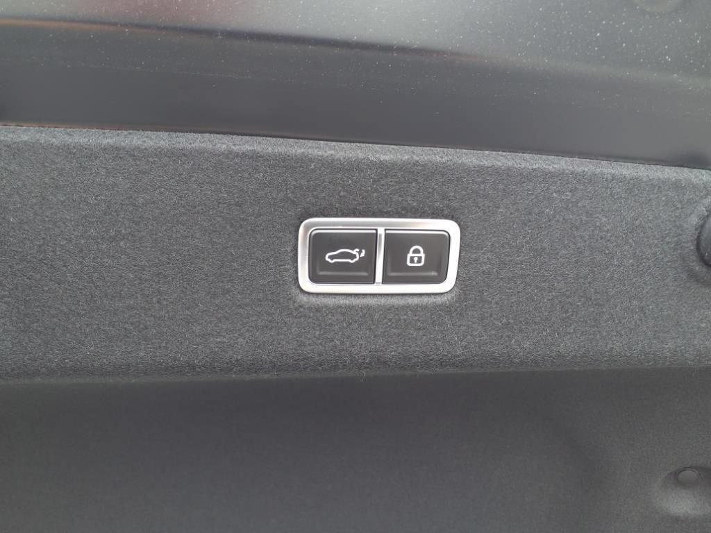New 2025 Hyundai Ioniq 6 SE AWD/4WD image 7
