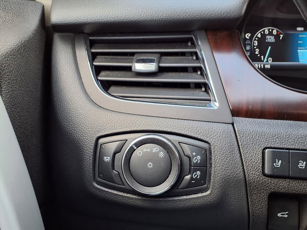 Used 2013 Ford Edge Limited image 26