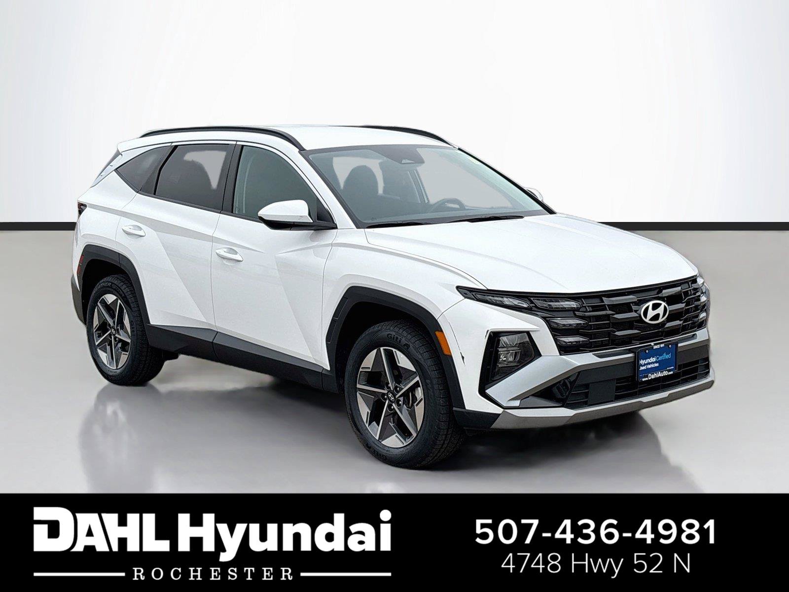 Certified 2025 Hyundai Tucson SEL AWD/4WD image 1