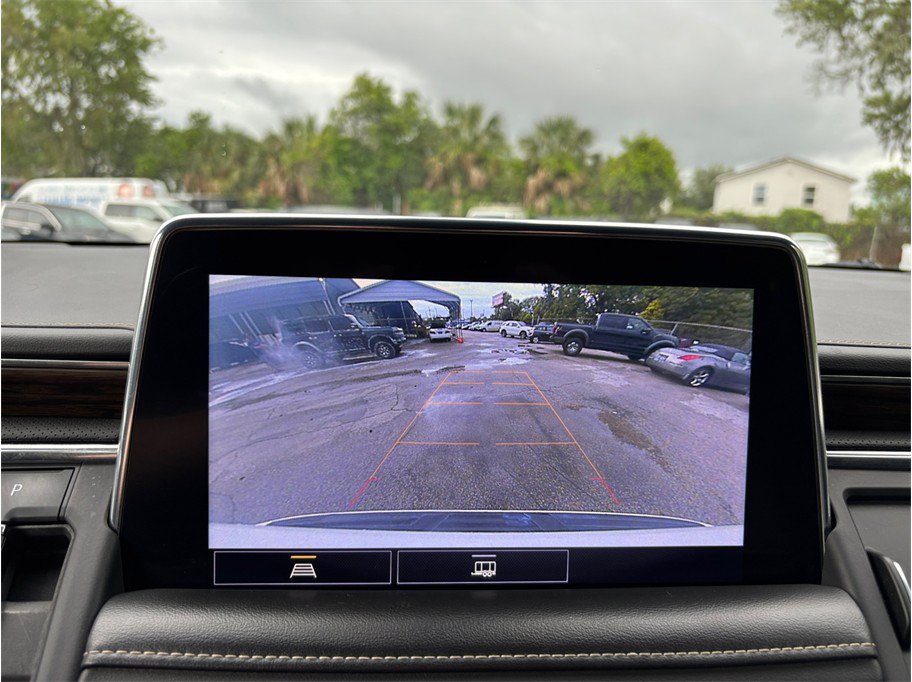 Used 2021 Chevrolet Suburban Premier RWD image 34