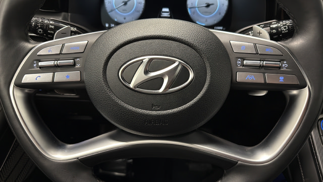 Used 2025 Hyundai Palisade Calligraphy AWD/4WD image 16