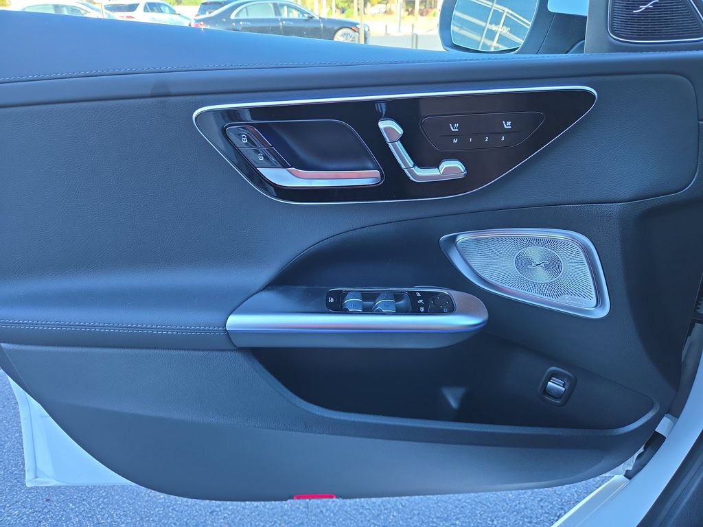 Certified 2026 Mercedes-Benz C 300 4MATIC Sedan image 19