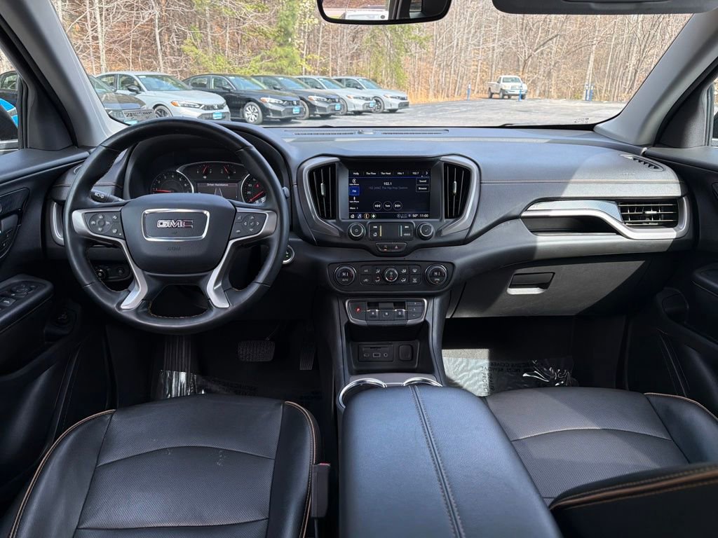 Used 2023 GMC Terrain AT4 image 15