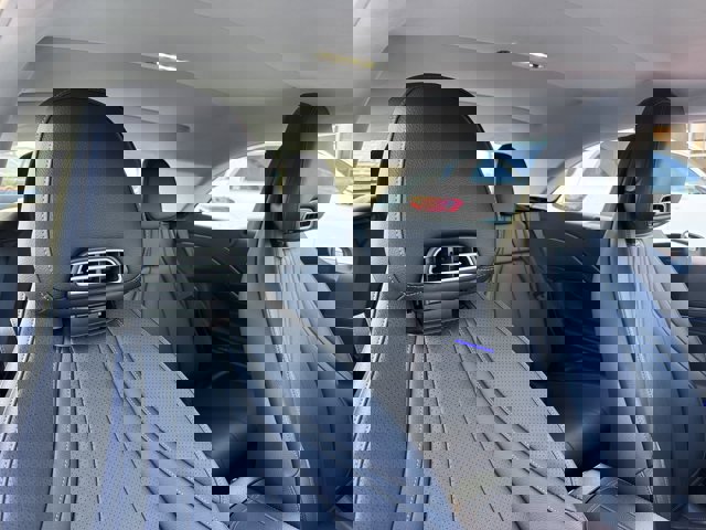 Used 2024 Mercedes-Benz CLE 450 4MATIC Cabriolet image 7